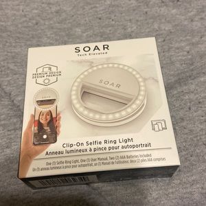 NEW SOAR Clip-On Phone Selfie Photo Ring Light